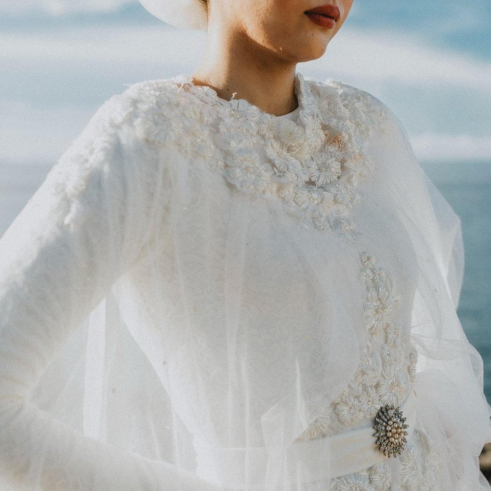 Mermaid- cut Stretchable Lace Gown